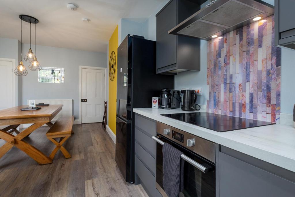 Modern Comfort-Family-Friendly-Near City & Peaks Sheffield Exterior foto